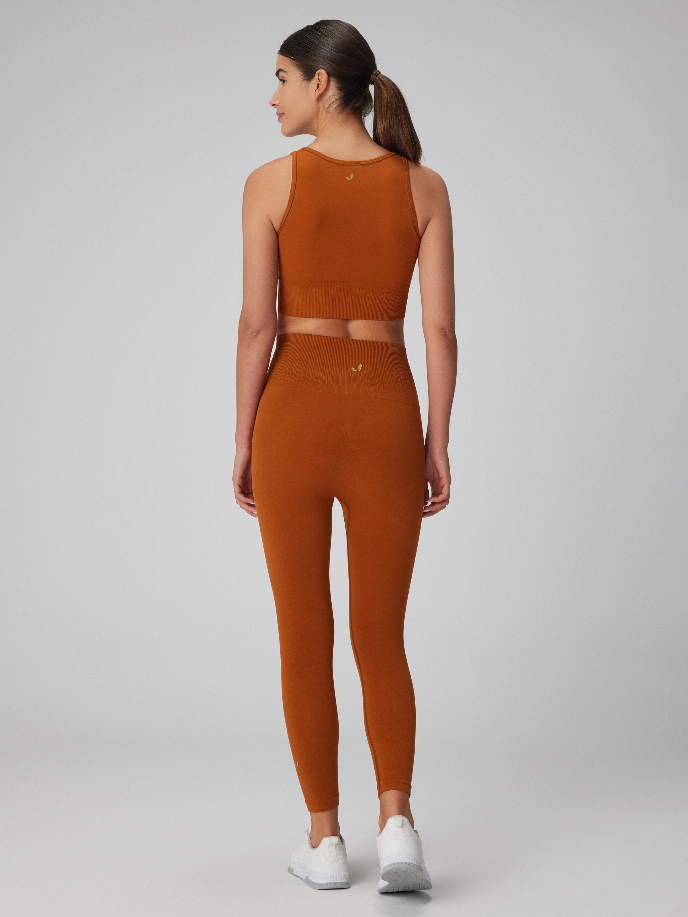 Luz Kemeri Rip Detaylı Yüksek Bel, Sıkılaştırıcı Tayt Badem