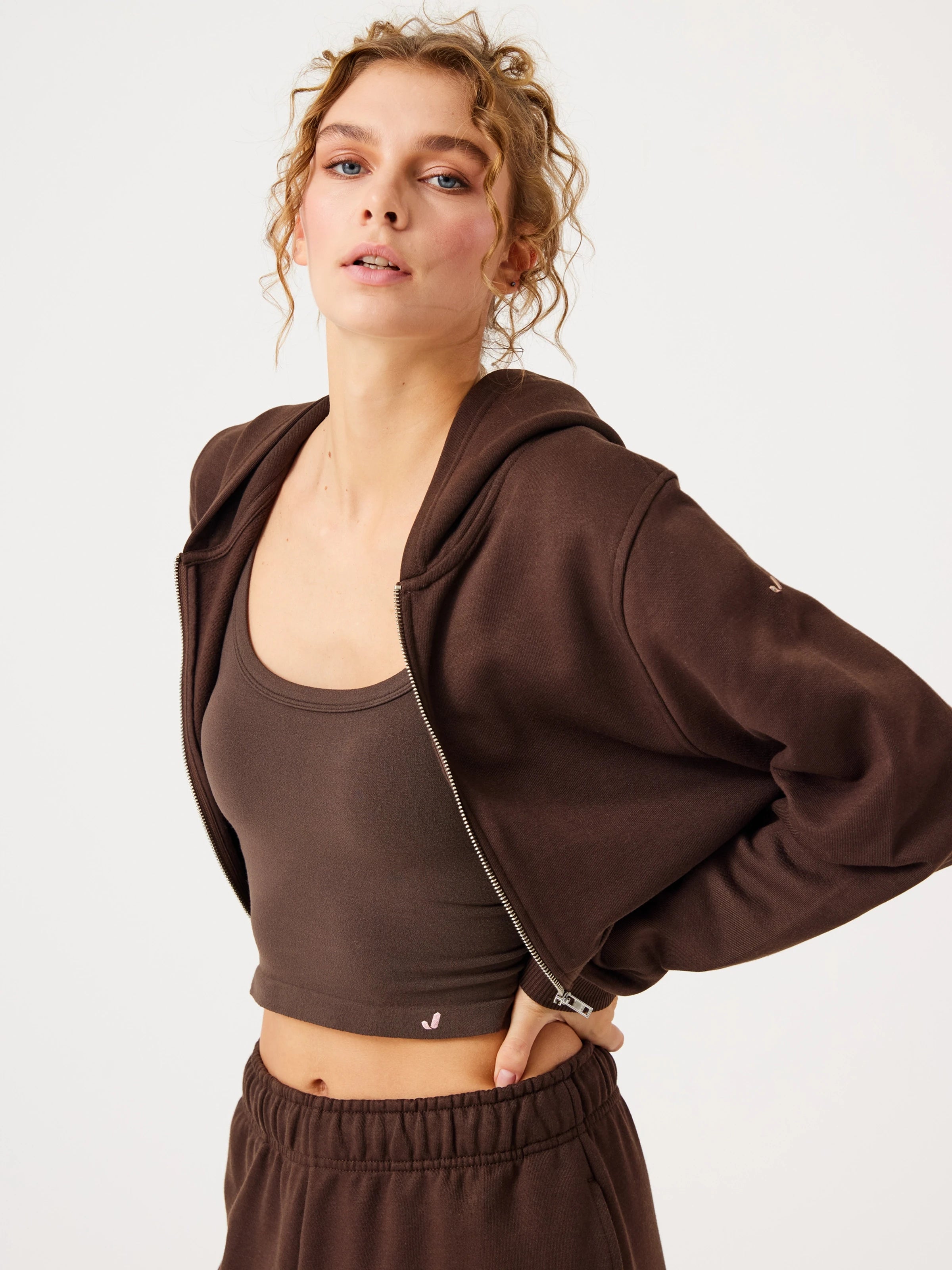 Aura Fermuarlı Crop Hoodie Kahverengi