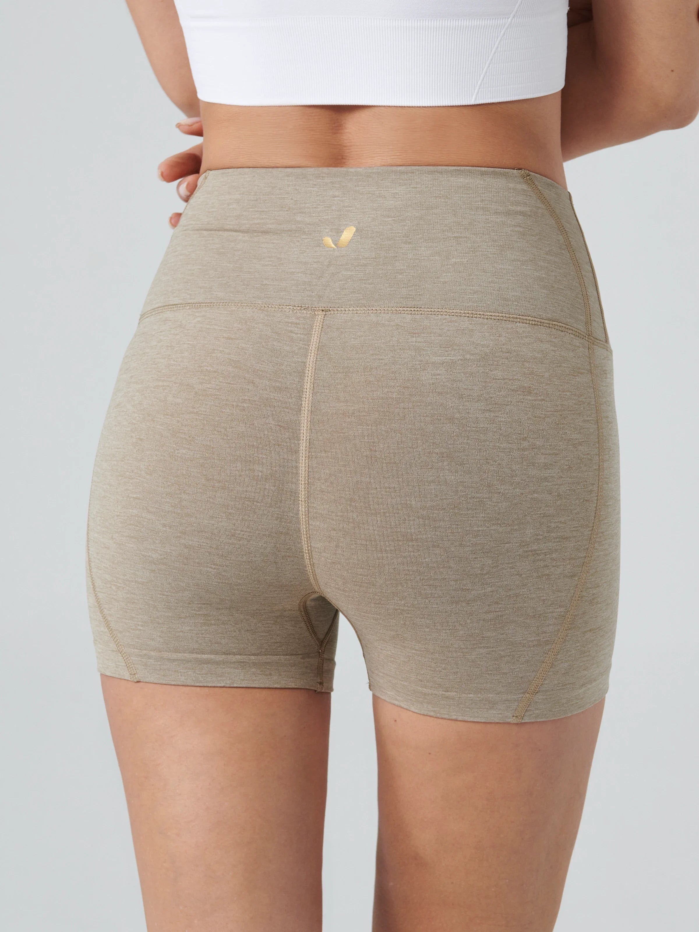 Aruba Toparlayıcı Mini Şort Krem