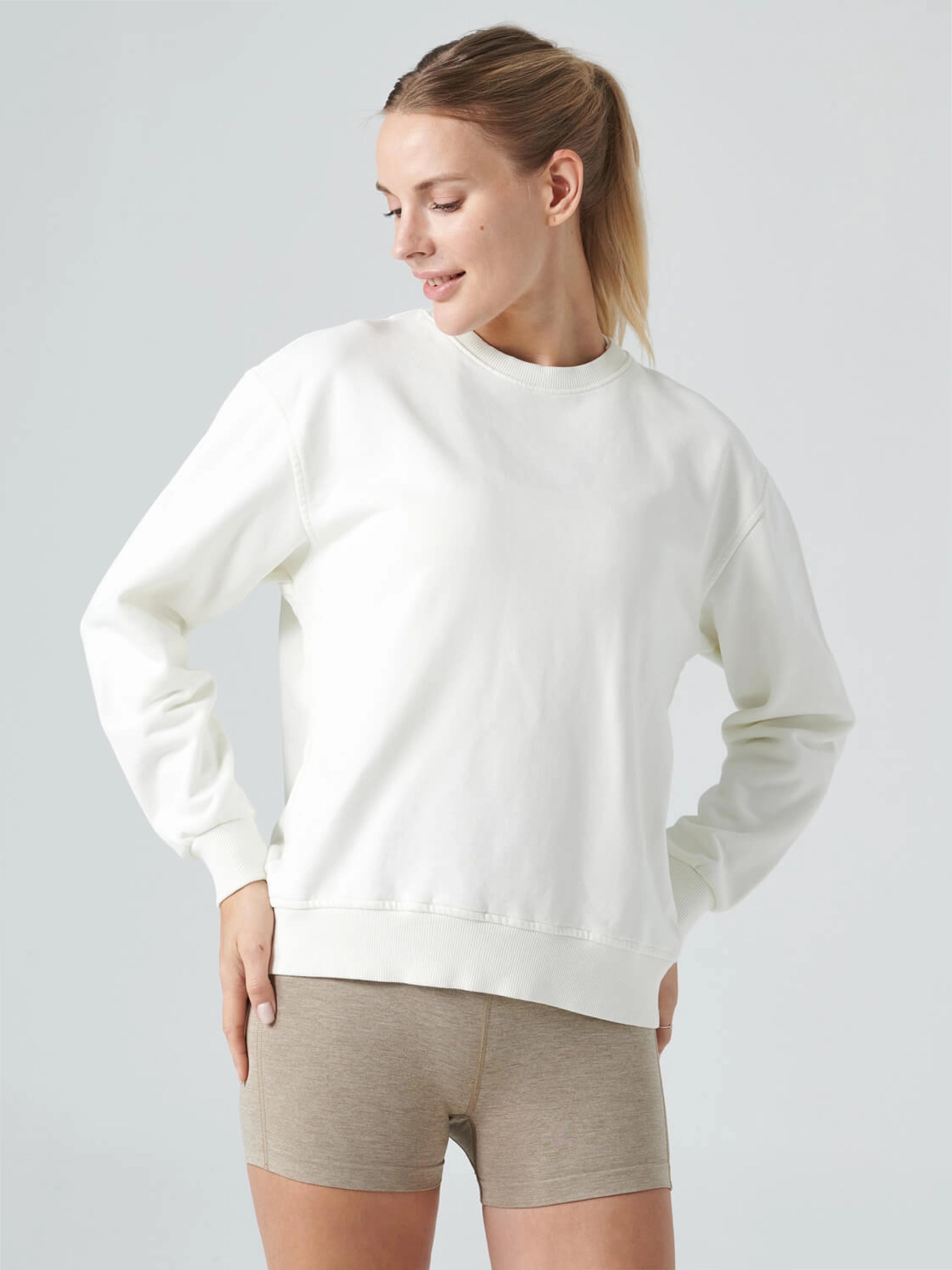 Lydney Women Crew Neck Sweatshirt Cream