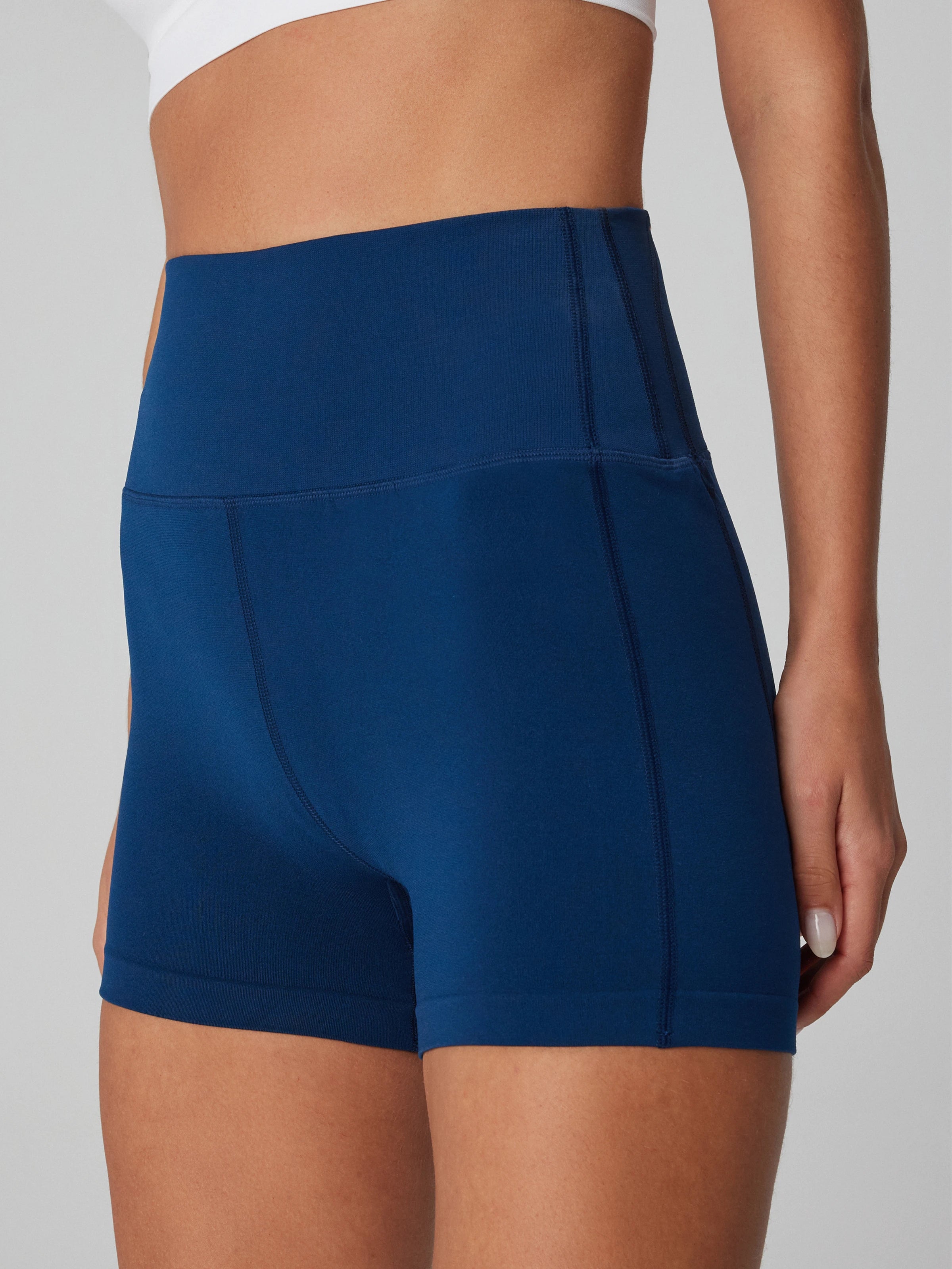 Aruba Toparlayıcı Mini Şort Lacivert