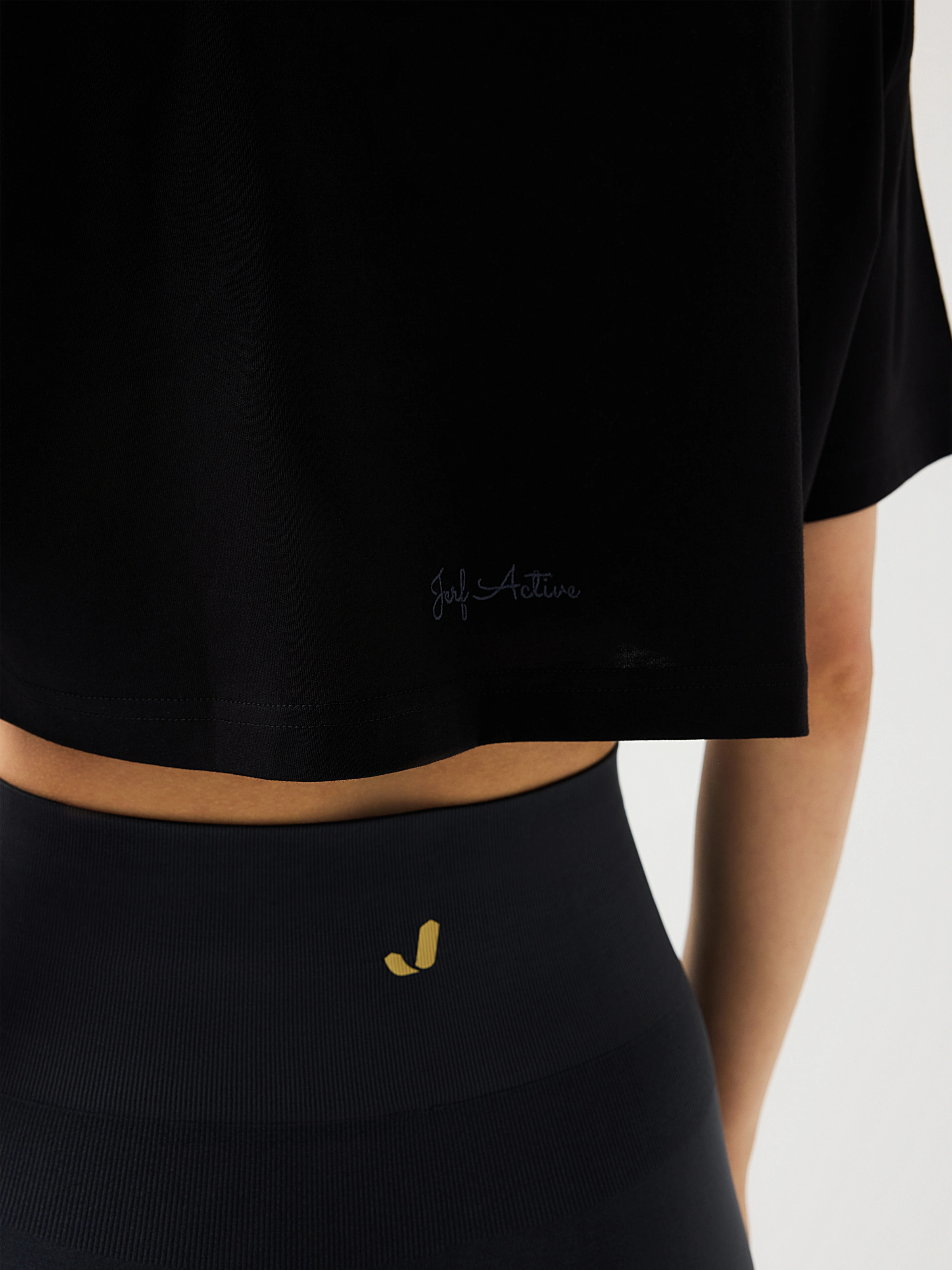 Aura Crop T-Shirt Siyah