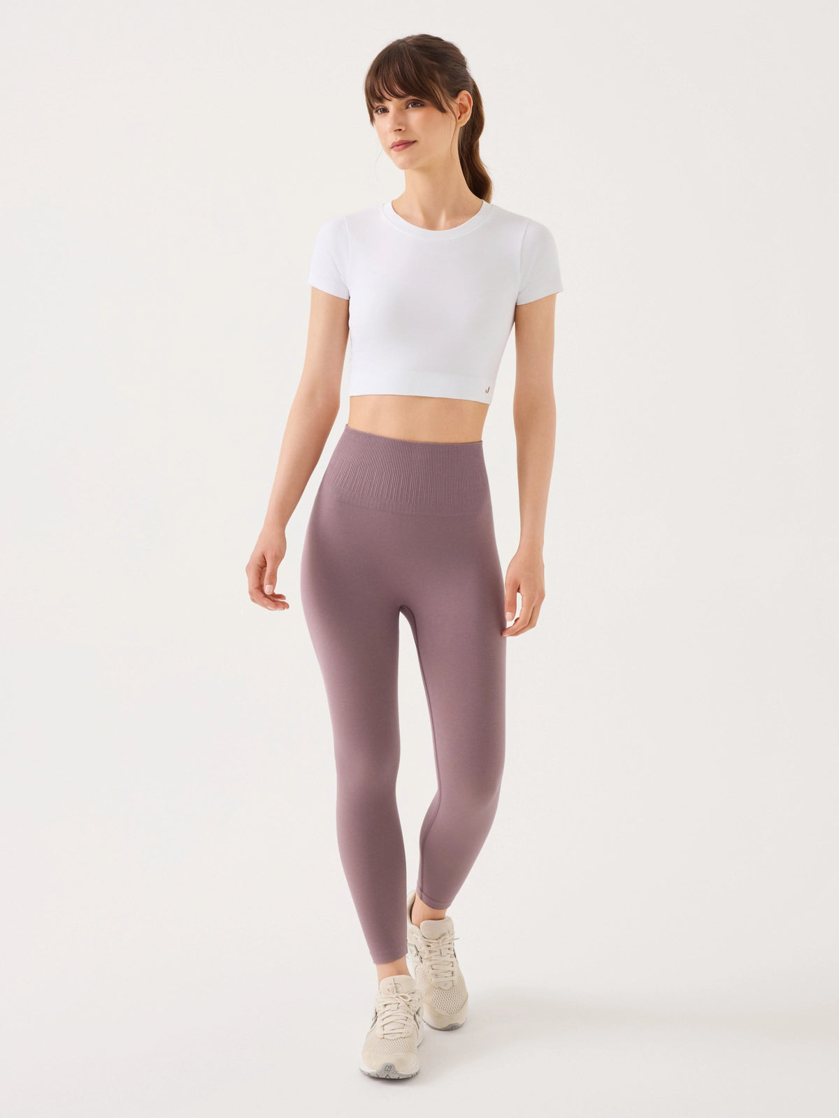 Captiva Yumuşak Dokulu & Esnek Crop Top Beyaz