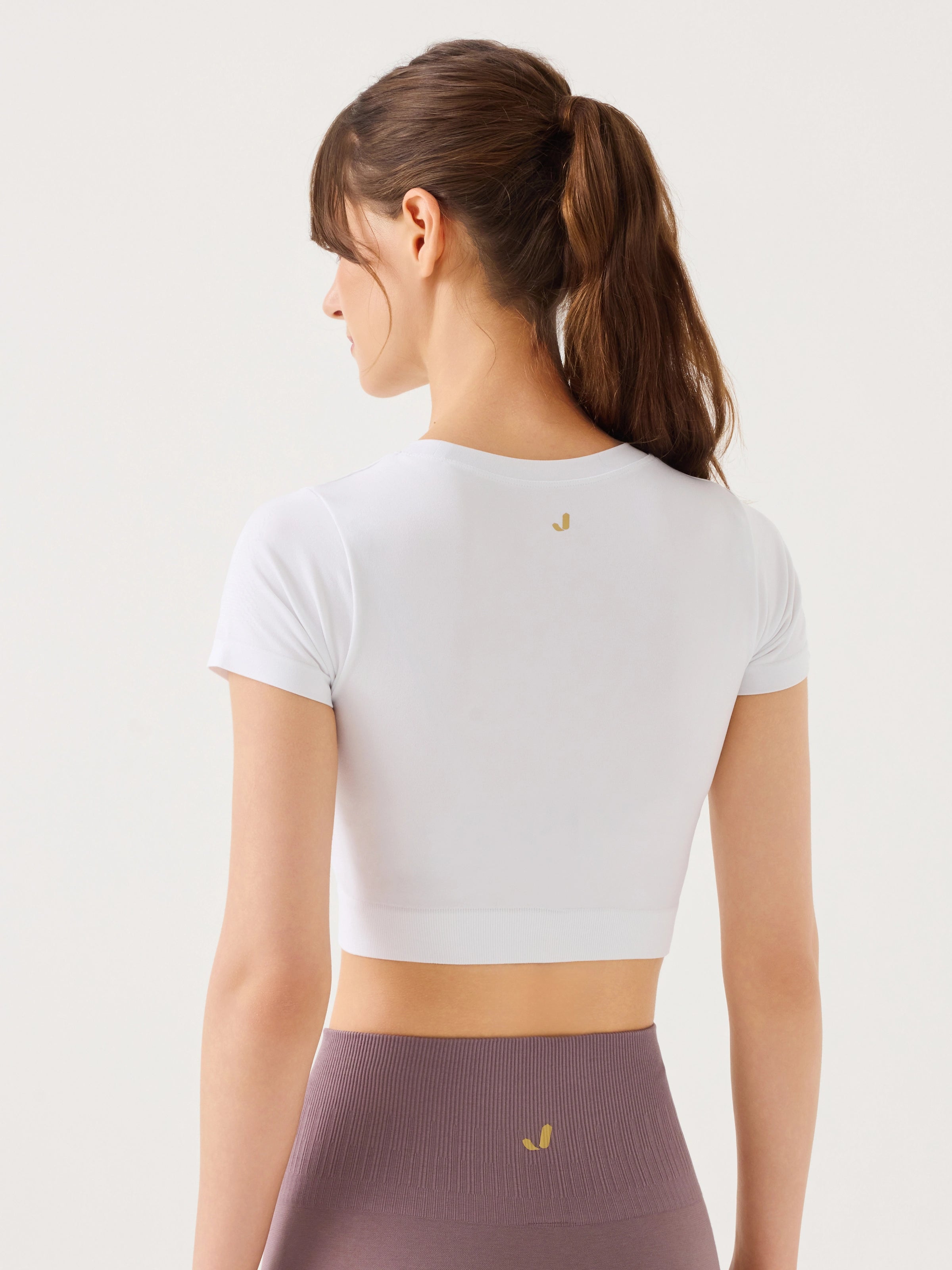 Captiva Yumuşak Dokulu & Esnek Crop Top Beyaz