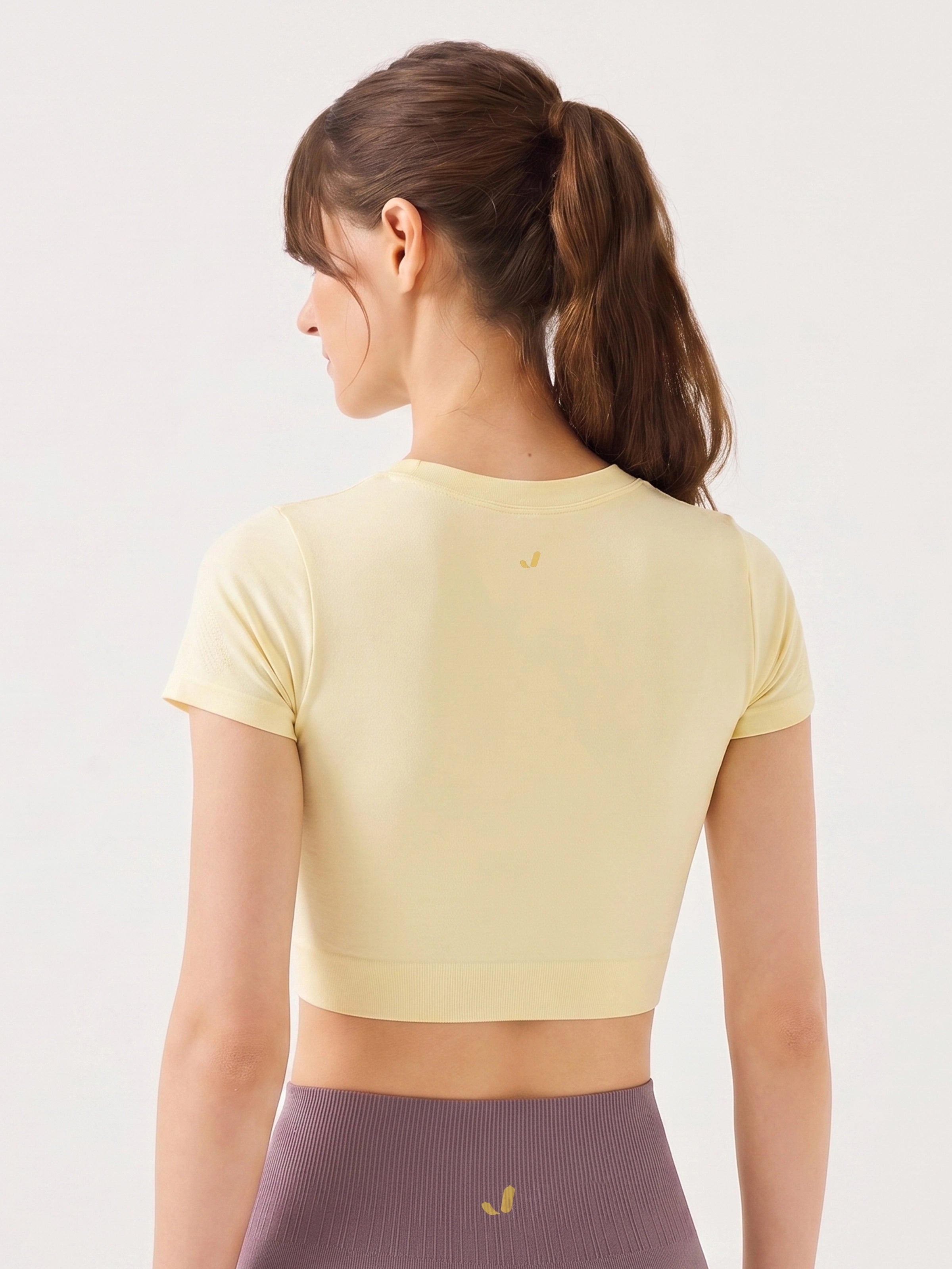 Captiva Yumuşak Dokulu & Esnek Crop Top Sarı