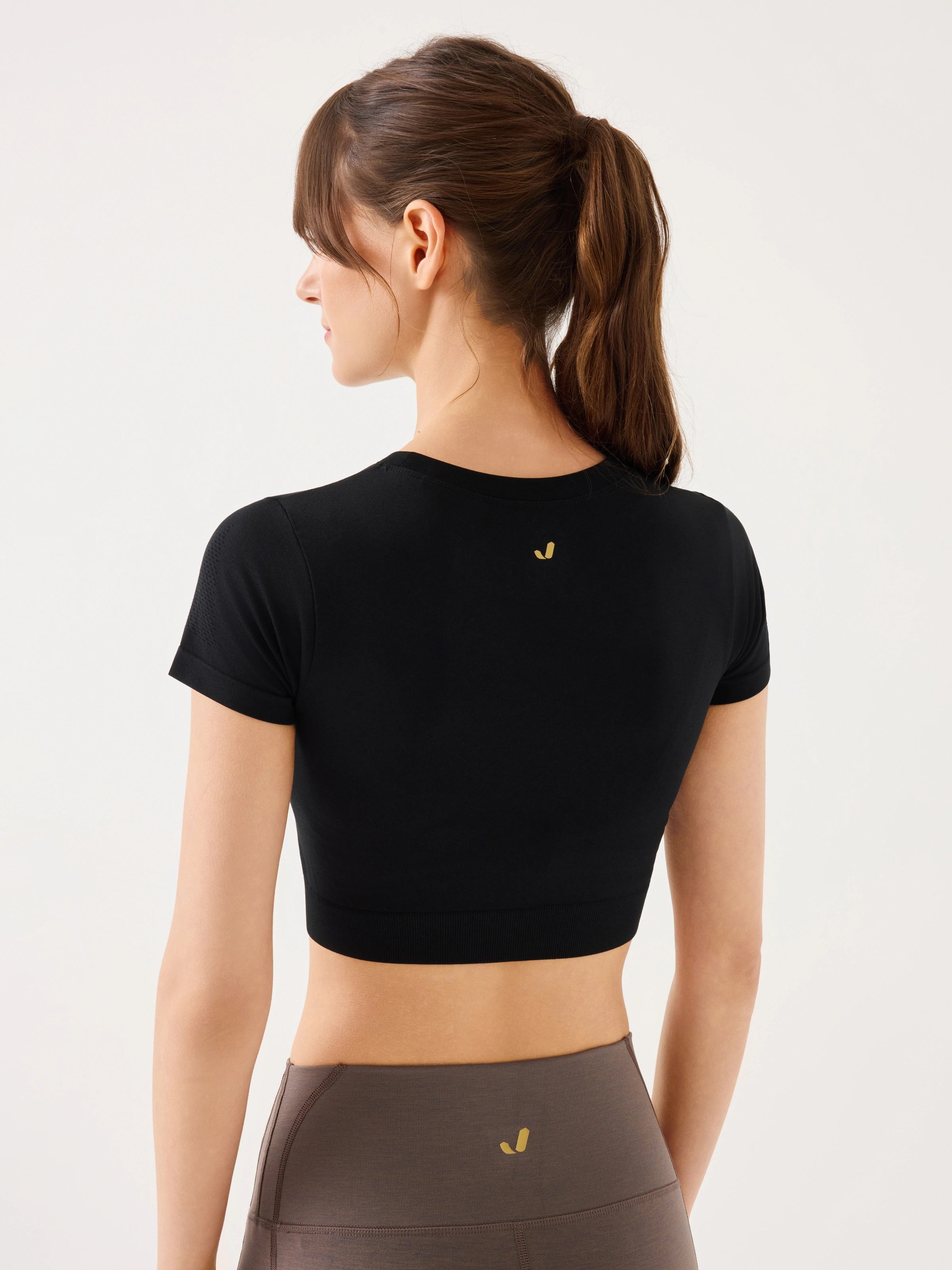 Captiva Yumuşak Dokulu & Esnek Crop Top Siyah