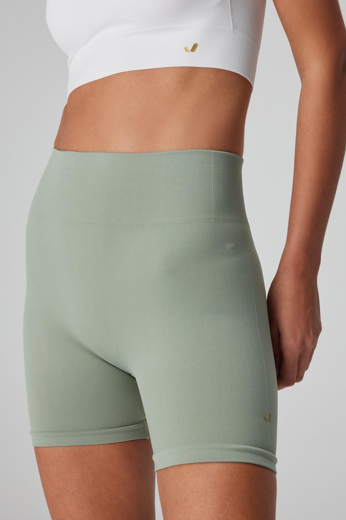 Lucia Biker Leggings Light Green