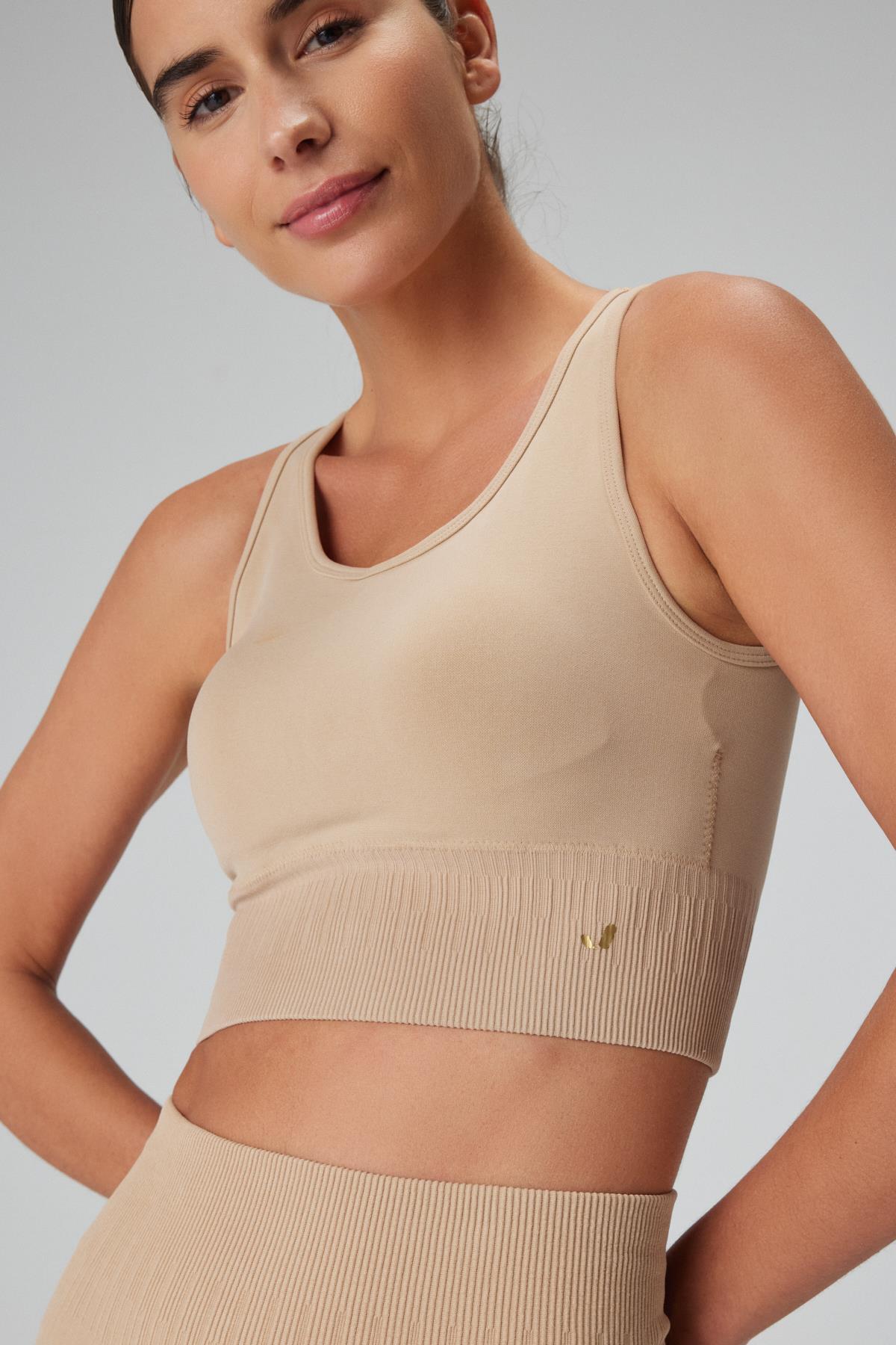 Luz Firming & Cupped Sports Bra Beige