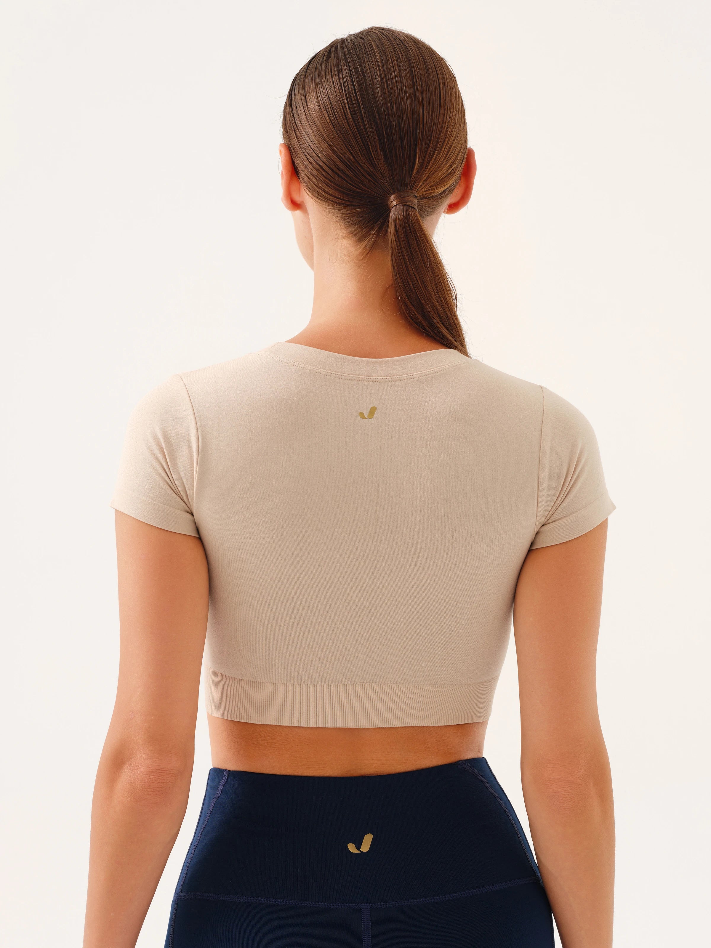 Captiva Yumuşak Dokulu & Esnek Crop Top Bej