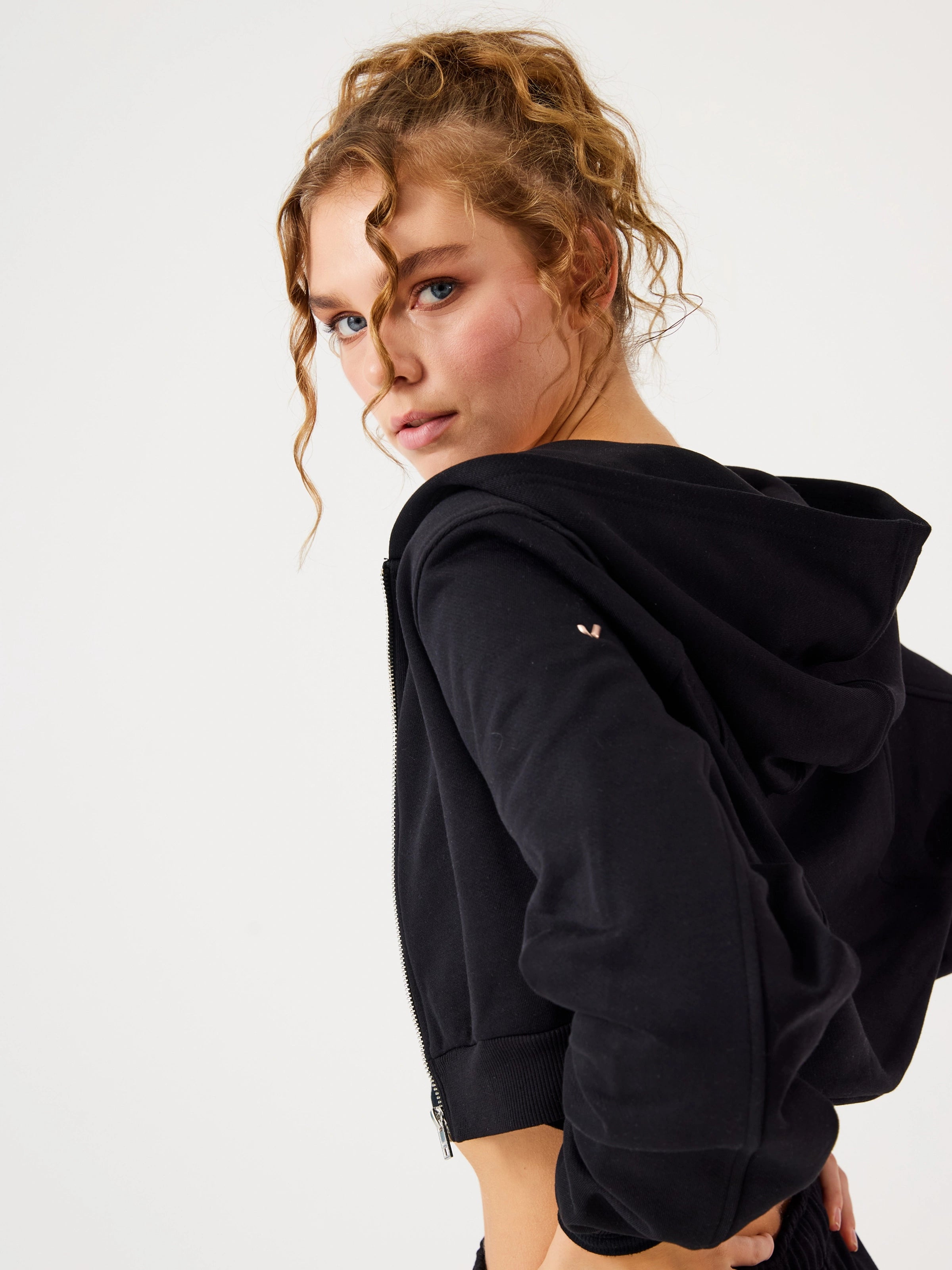 Aura Fermuarlı Crop Hoodie Siyah