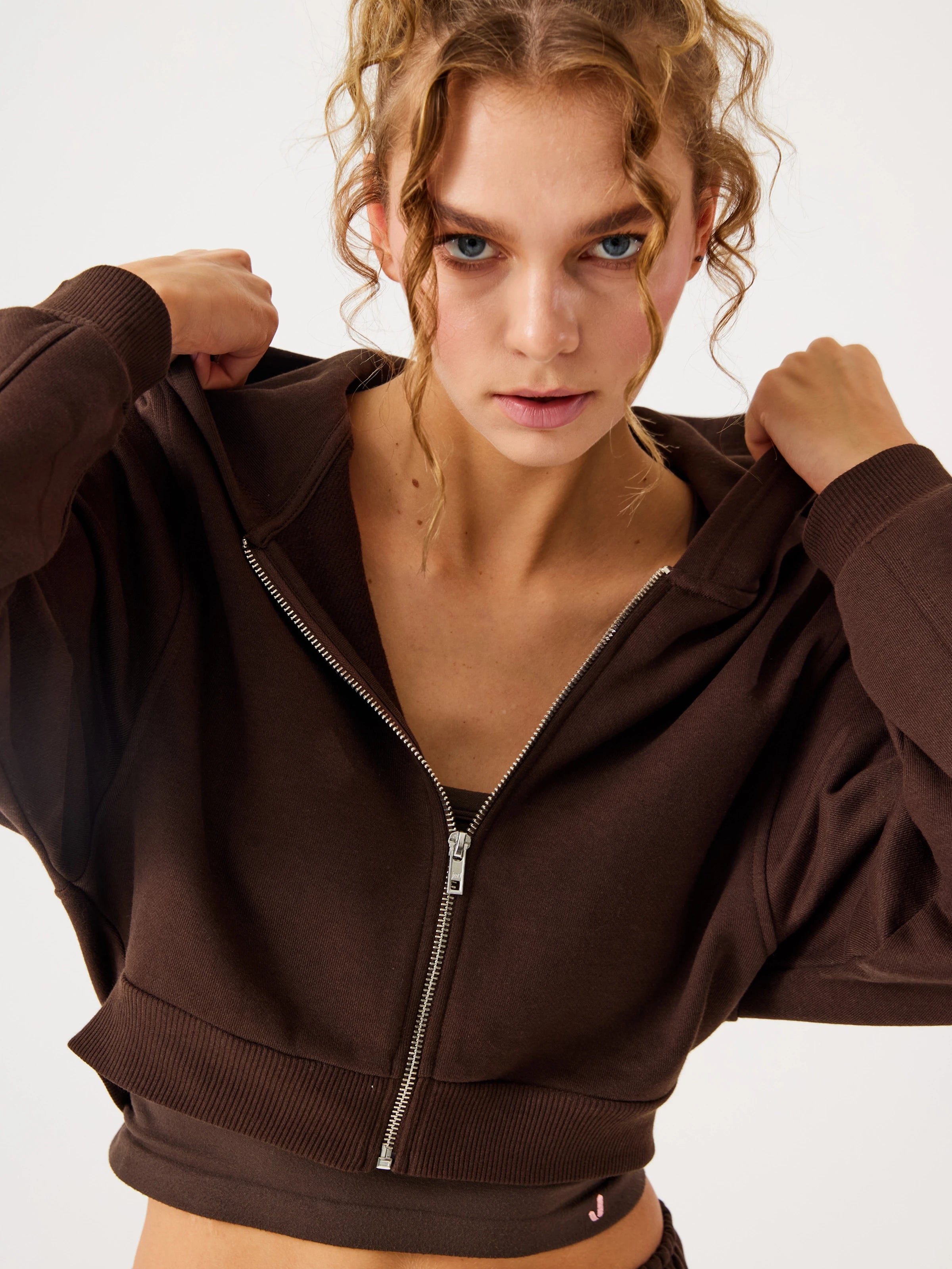 Aura Fermuarlı Crop Hoodie Kahverengi