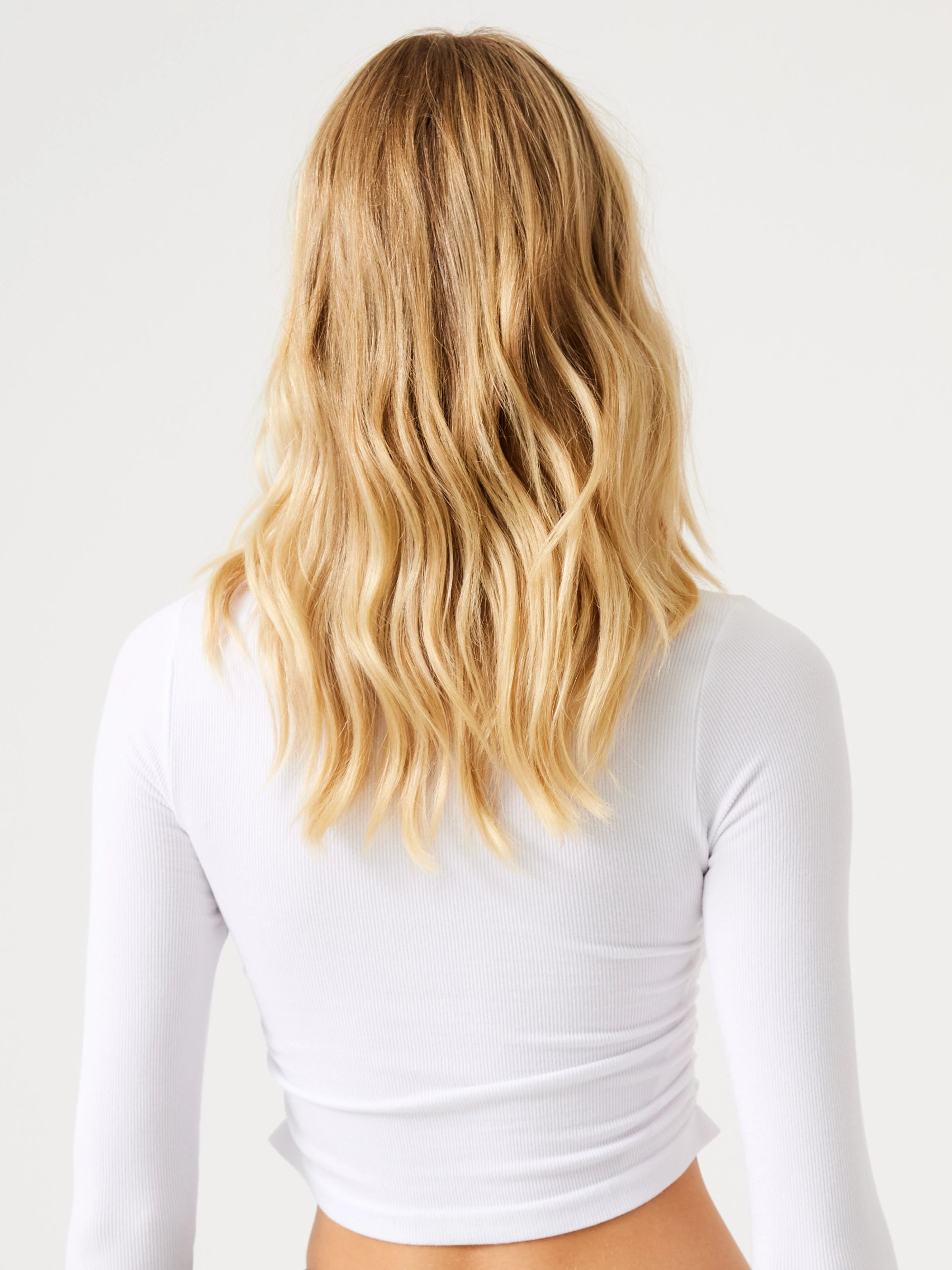 Aura Uzun Kol Büzgülü T-Shirt Beyaz