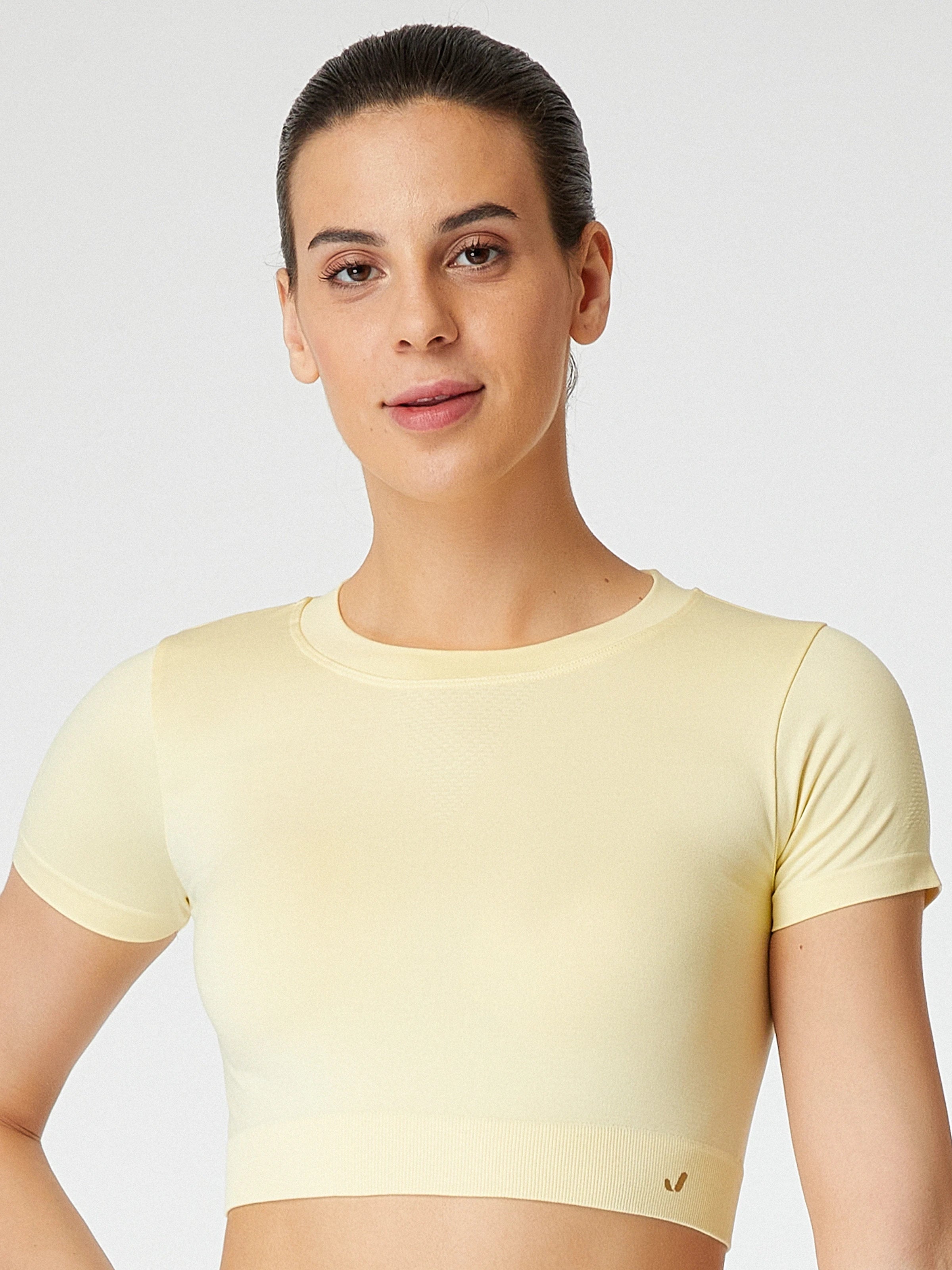 Captiva Yumuşak Dokulu & Esnek Crop Top Sarı