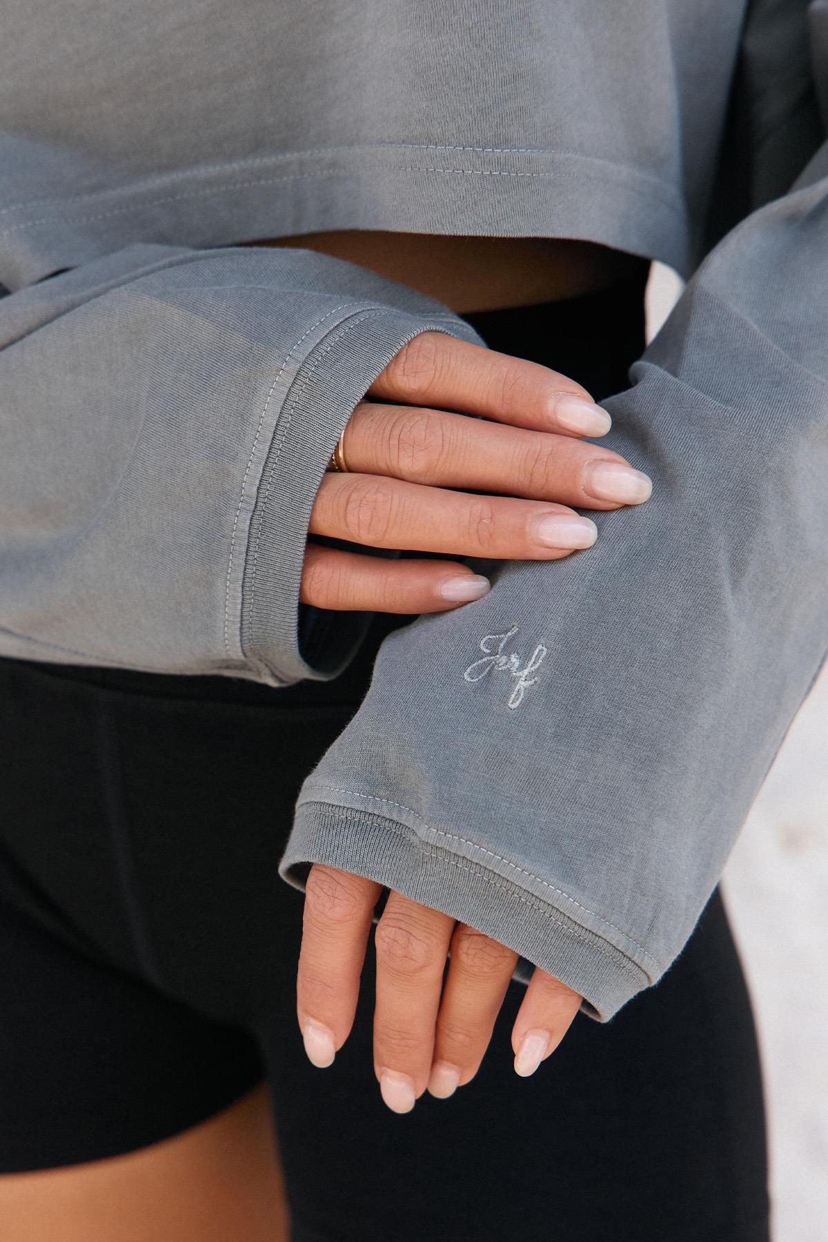 Aura Long Sleeve T-Shirt Gray