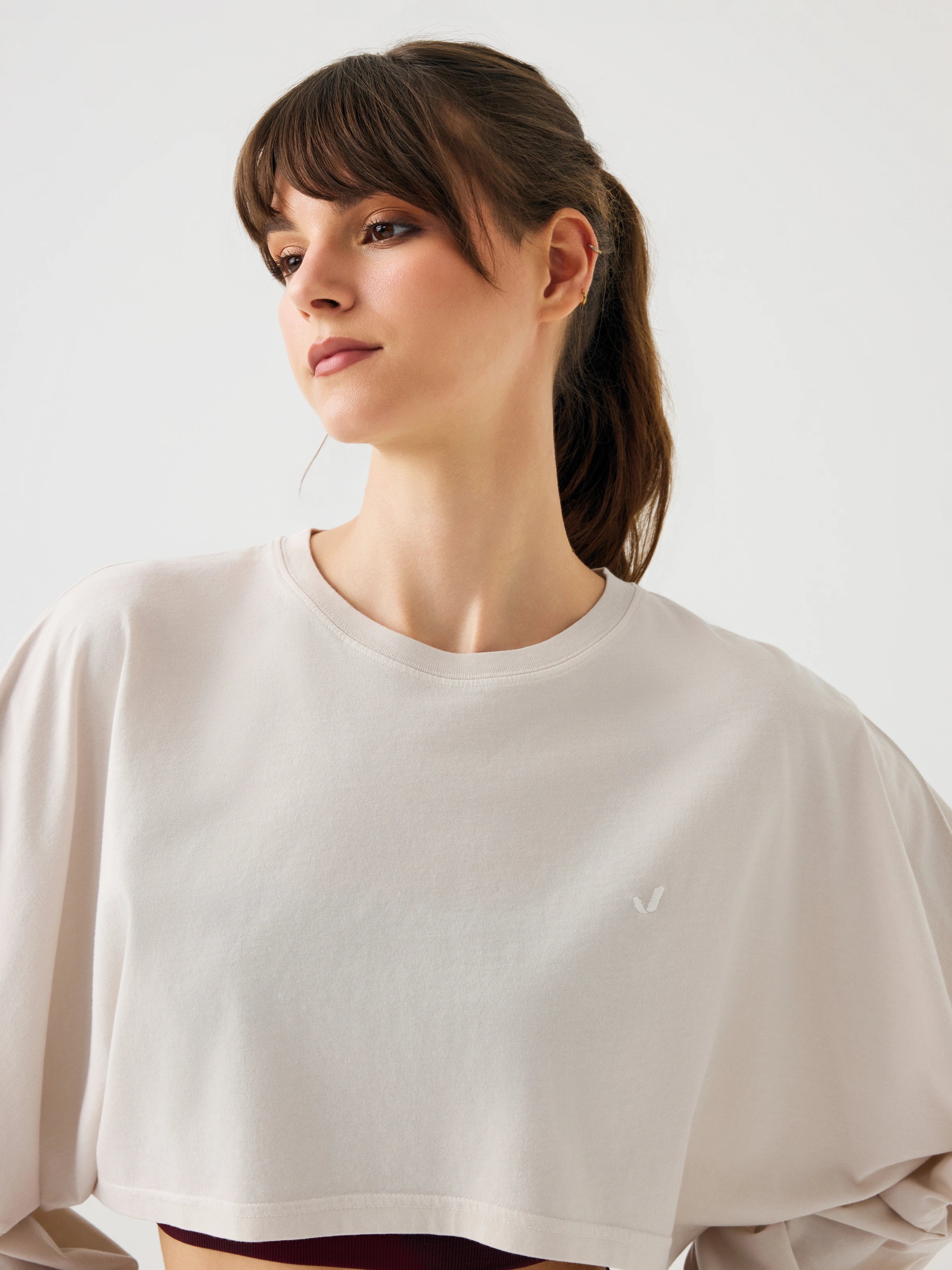 Aura Crop Long Sleeve T-Shirt Ekru