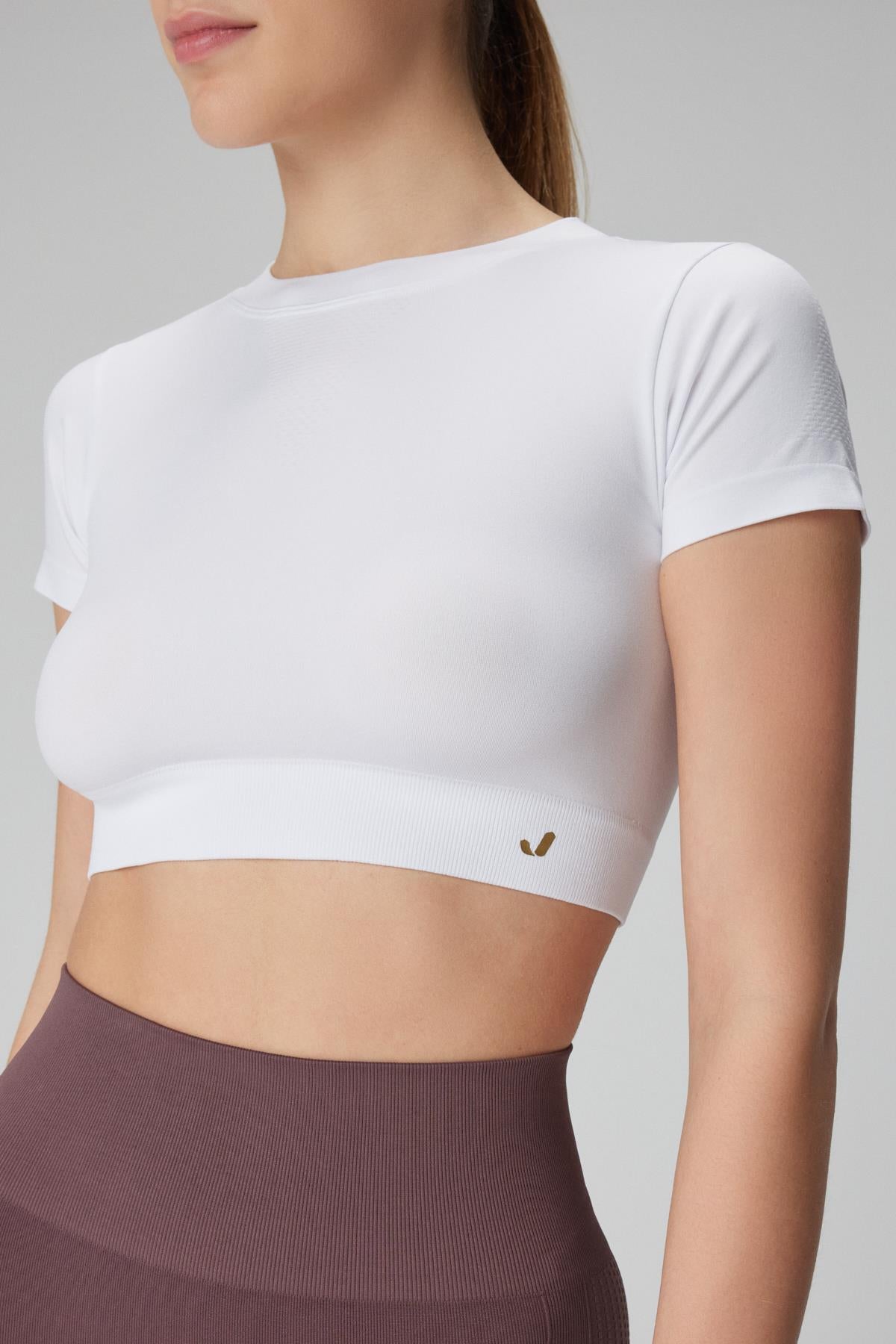 Captiva Yumuşak Dokulu & Esnek Crop Top Beyaz