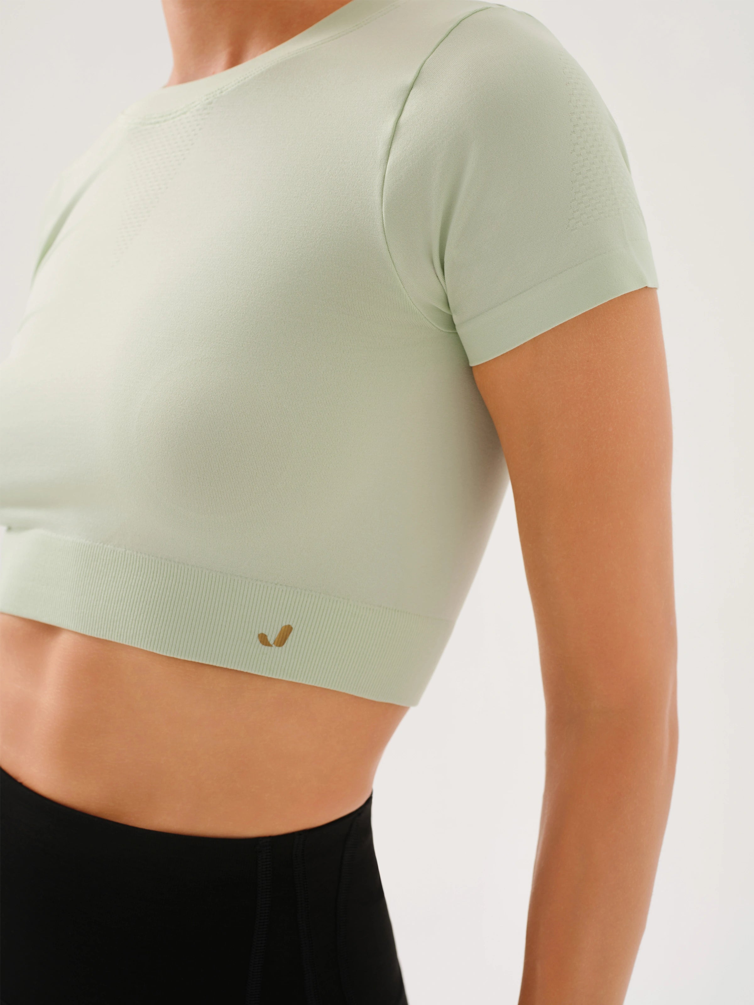 Captiva Yumuşak Dokulu & Esnek Crop Top Yeşil